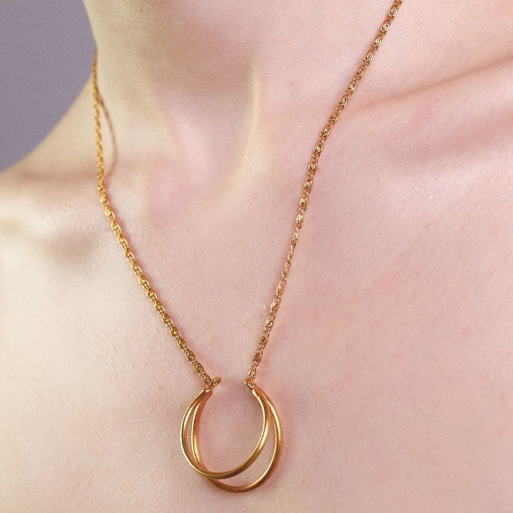  Collar Lumina  Baño Oro 24 Kilates Largo minimalista diseño moderno joya jewelry mujer