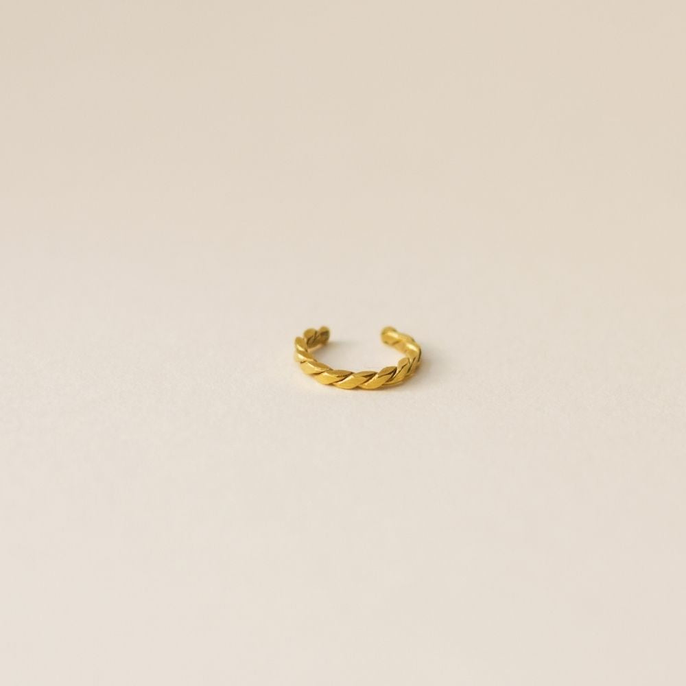 Twisted Ear Cuff